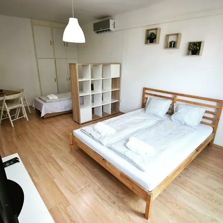 Alfoldi Flat * Szeged